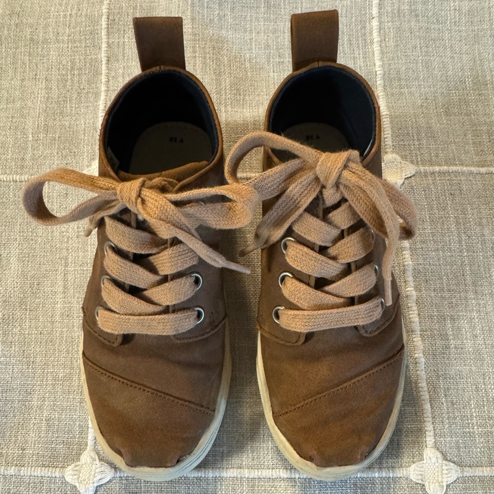 Toms Boys Boots Botas Cupsole Microsuede in Toffee size 12